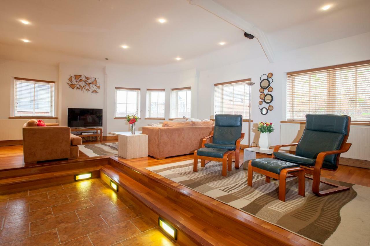 Bright Private - Peaceful Morden Location Appartamento *